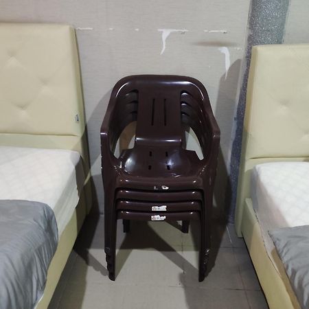 Horizon Inn 甘榜直落尼巴 外观 照片