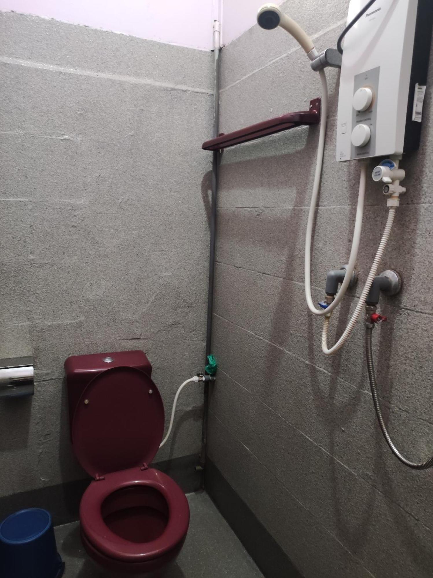 Horizon Inn 甘榜直落尼巴 外观 照片